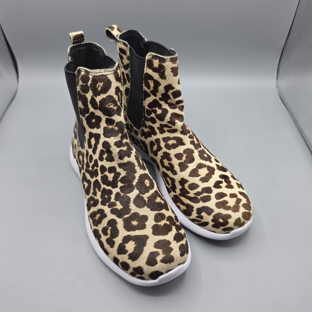 APL Iconic‎ Chelsea Sneakers Womens 8 Tan Leopard Print Calf Hair Streetwear